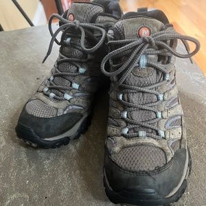 Merrill Women's Hiking Boots